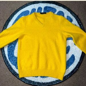 Yellow/Mustard Authentic Valentino Sweater. Worn Twice and in perfect condition